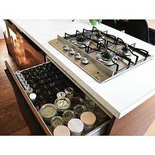 使いやすくておしゃれなキッチン作り 棚 引出しの使い方と収納方法 folk キッチン 風水 キッチン おしゃれ キッチン