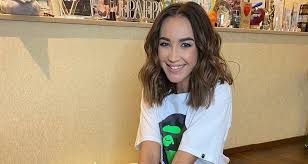 Уже за первый год своей творческой карьеры оля получила множество музыкальных наград и премий.песни и кл. Kak Budet Vyglyadet Rebyonok Olgi Buzovoj I Davida Manukyana Novosti Russkogo Radio Moskva 105 7