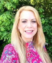 Luann Matthews's Instagram, Twitter & Facebook