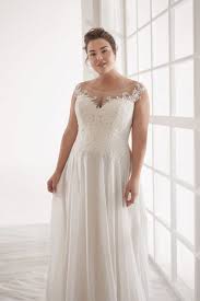 L'abito da sposa di grace kelly costo: Curvy Abito Da Sposa Collezione 2020 2021 Abiti Sposa E Sposo Collezione 2020 2021 Atelier Vestiti Nuziali Per Vicenza Verona Padova Rovigo Treviso Veneto E Trento Trentino Alto Adige