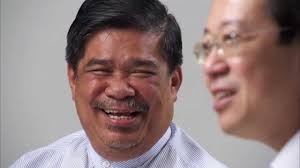 This somehow supports mohamad's stance that every minister in the cabinet is responsible for the government's actions and tun mahathir alone should not. Beginilah Lim Guan Eng Dan Mat Sabu