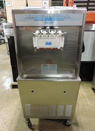 Taylor 754 33 Commercial Soft Serve Ice Cream Machine Taylor Soft Serve Ice Cream Machine Soft Serve Ice Cream Ice Cream Machine