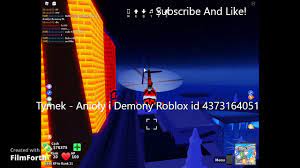 strofa 1 c#m i wanna be your slave a g# i wanna be your master c#m i wanna make your heartbeat a g# run like rollercoasters c#m i wanna be a good boy a g# i wanna be a gangster. Tymek Anioly I Demony Roblox Id Youtube