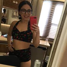 Esther Povitsky Leaked Photo 537726 - Fapello.su