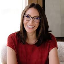 Anna Pettit's Instagram, Twitter & Facebook