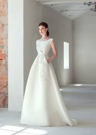 View our amazing selection of unique bridal dresses and gowns featuring the latest trends. Classic Elegant Boho Wedding Dress Simple Pocket Embroidered Ivory Wedding Dress White Blush Wedding Dresses Simple Elegant Wedding Dress Amsale Wedding Dress