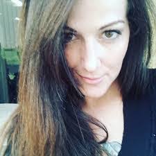 Danielle Meloche's Instagram, Twitter & Facebook