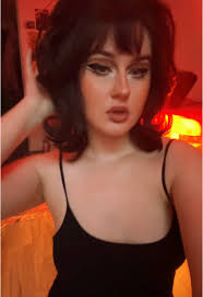 1960s Beehive Hairstyles: The Ultimate Hairspray Guide