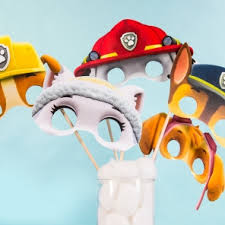 Free printable paw patrol cupcake toppers to make your own paw patrol themed birthday party for the kids. Paw Patrol Birthday Party Nickelodeon Parents