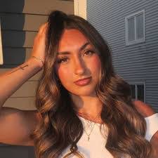 Carlie Sanborn's Instagram, Twitter & Facebook