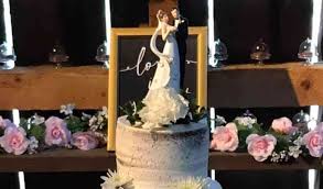 Tiers are made of styrofoam and royal icing. Reno Wedding Cakes Reviews For 13 Nv Cakes