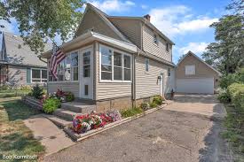 He was a graduate of pennsylvania state university and first learned his trade as an apprentice at the. For Sale 524 Beresford Street Ionia Mi 48846 2 Beds 1 Full Bath 1 Half Bath 144 900 Mls 21102364