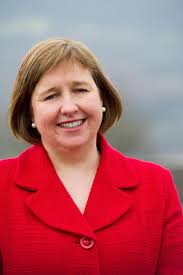 Anger at politicians 'playing games with Wales' health as e-cig ban is  dropped