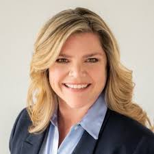 I am proud to announce I am a licensed REALTOR… a long time, talked about  dream of mine for years!