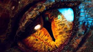 If You Ve Got An Eye Of Quality Plenty Of Gold And A Desire To Go Large Sony S Ultra Hd Led Televisions Are The Ones To Keep Your Dragon Eye The Hobbit