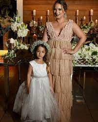See more of adamari lopez y toni costa fan rd on facebook. Adamari Lopez Y Toni Costa Presumen Su Amor En Redes Tvynovelas Usa