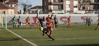 Het speelt momenteel in serie c. Calcio Serie C Alessandria Pistoiese 2 0 Longo Da Migliorare La Gestione Della Palla La Stampa