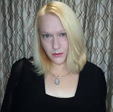 Polyhymnia: A Collectanea of Verse : Taunton, Gwendolyn, Ganeshi, Katya,  Nyandoro, Stephen, Thiele, Hilary, Parry, David William, Ringrose, Dani,  Svensson, Lennart, Zarathustra, Azsacra, Sexton, Cody, Tomaini, G.R.:  Amazon.com.au: Books