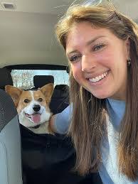 Bri Arnold's Instagram, Twitter & Facebook