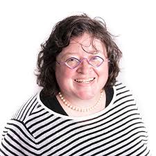 Cara Armstrong's Instagram, Twitter & Facebook