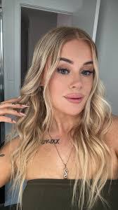 Jillian Middleton's Instagram, Twitter & Facebook