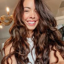 Katie Bonneau's Instagram, Twitter & Facebook