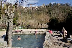 Rest, relax, and rejuvenate at fonteverde terme, a thermal spa located amid the sienese hills. Terme Gratuite In Toscana San Casciano Dei Bagni In Val Di Chiana
