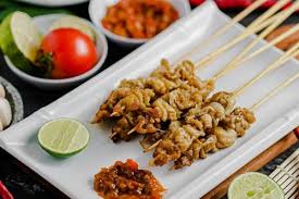 Resep kulit pastel ini meliputi takaran adonan awal sampai pembuatan akhir yang pas. Resep Sate Kulit Ayam Garing Dan Renyahnya Menggoyang Lidah