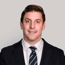 Justin Pasfield's Instagram, Twitter & Facebook