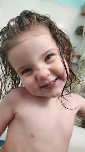 Good day all the clever editors please help Met my newborn grandson after a  26 hour journey had a shower first before i cuddled him can you do  something with my wet