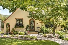 15 Stucco Paint Color Ideas That Go