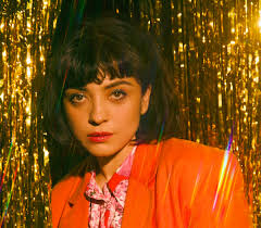 Mon Laferte reescribe el amor latino