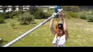 La spagna parte forte, affondando sugli esterni. Limite Zero La Zipline Che Attraversa Il Confine Tra Spagna E Portogallo