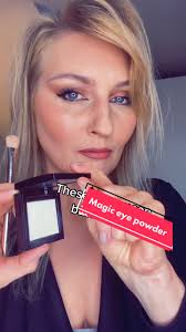 Laura Mercier Secret Under Eye Blurring Powder