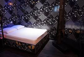 With unprecedented access into one of the most private and anonymous spaces in. Love Hotel A Paris Bewertungen Fotos Preisvergleich Ile De France Tripadvisor