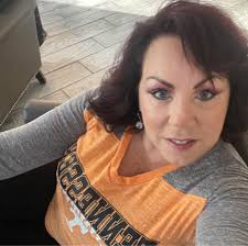 Sports bars showing Tennessee vs Georgia game?