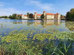 Wenn sie jetzt ein haus in rheinsberg kaufen, sollten sie auch die pläne für die zukunft berücksichtigen. Loggiahaus Am Schloss Ruppiner Seenland Rheinsberg