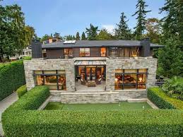 Contemporary In Bellevue Washington 9632 Lake Washington Boulevard Ne Bellevue Wa 98004 Page 1 House Styles Modern House Exterior Facade House