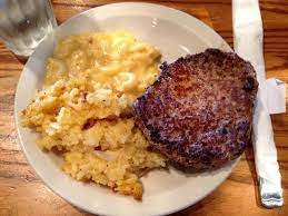 I've found that 80/20 ground round beef is the best for this recipe. Hamburger Steak Mac Cheese Hashbrown Casserole Picture Of Cracker Barrel Madisonville Tripadvisor