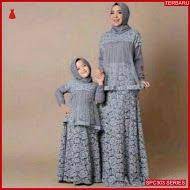 Selain model hijabnya yang khas, wanita berusia 63 tahun ini selalu menampilkan busana terbaiknya. Spc303g32 Gamis Couple Pasangan Gamis Batik Kebaya Wanita Bmgshop Gaun Anak Perempuan Pakaian Wanita Gaun Gadis Kecil