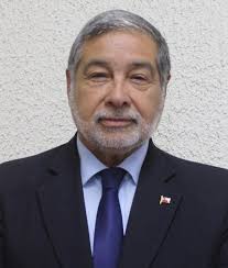 Conozca al Gobernador