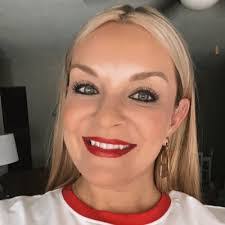 Amanda Hembree's Instagram, Twitter & Facebook