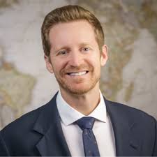 Garrett Hinton (@GarrettTravels)