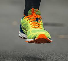 This pair has a carbon composite plate, which is a slightly less powerful version of the carbon fiber. How To Run Like Eliud Kipchoge Running Technique Analysis