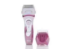 Rinse off the razor after each stroke to keep the blades clean. The Right Way To Shave Your Bikini Line With An Electric Razor Best Electric Shaver Best Electric Razor Electric Razor