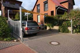 Carport Mit Sonnensegel Aus Precontraint Tuch Und Pfosten Aus Carport Sonnensegel Verzinkter Stahl