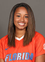 Jennifer Larrick's Instagram, Twitter & Facebook