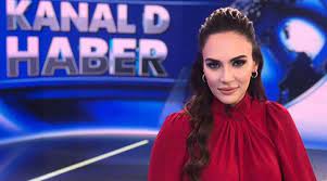 Eylül ayı başına show haber sunucusu ece üner show haber'in önceki sunucusu jülide ateş'e laf çakınca, jülide. Kanal D Ana Haber Sunucusu Buket Aydin Istifa Etti Yerine Bayramoglu Atandi
