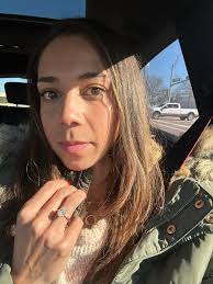 Why doesn't nature photography work like wedding photography?