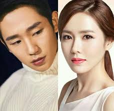 Son Ye Jin had a special interview after the drama Pretty Noona Who Buys Me  Food. She revealed an impression about co-star Jung Hae In. Because of  their great chemistry, the two